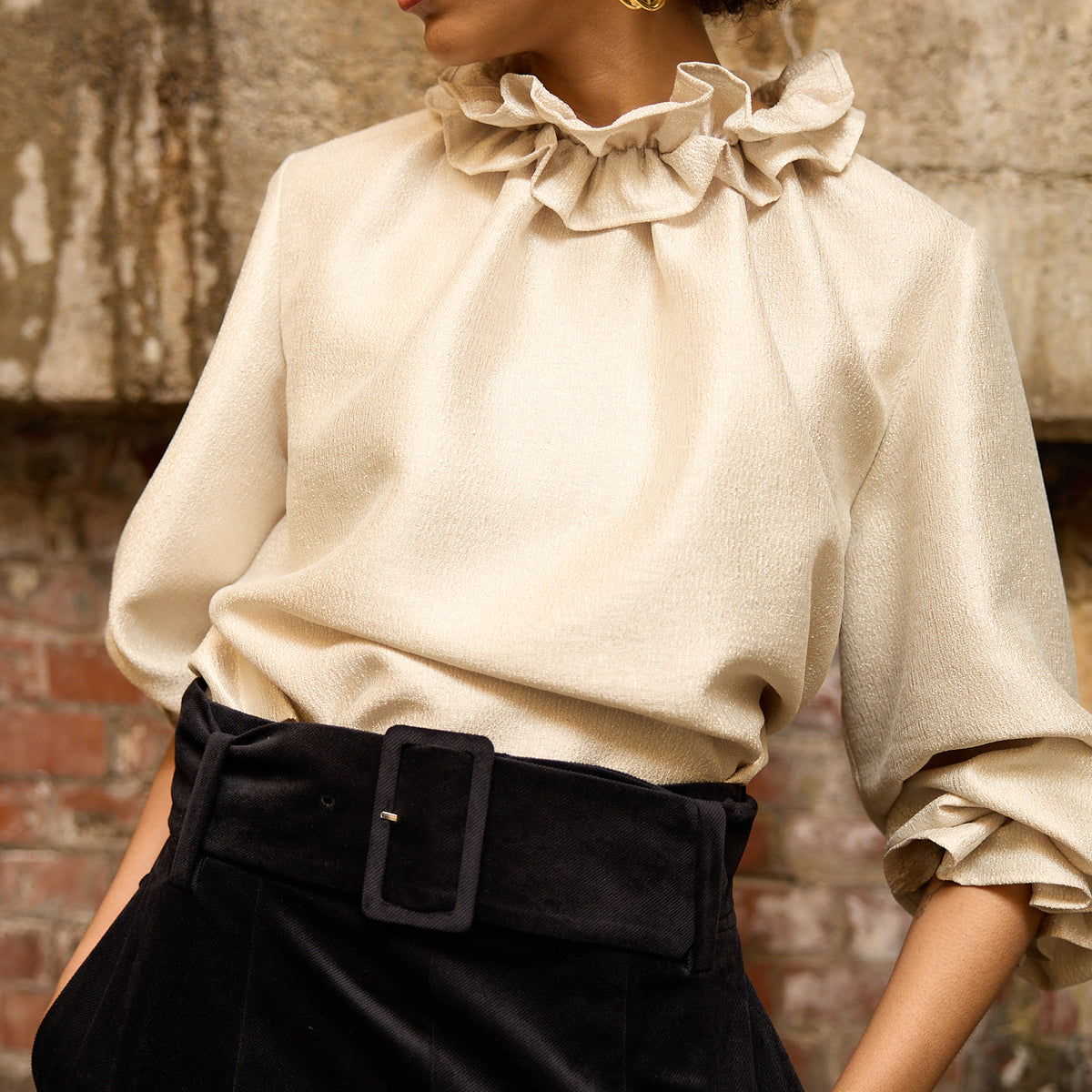 イギリス古着 70s ruffle shawl collar blouse 70s vintage blouse 
